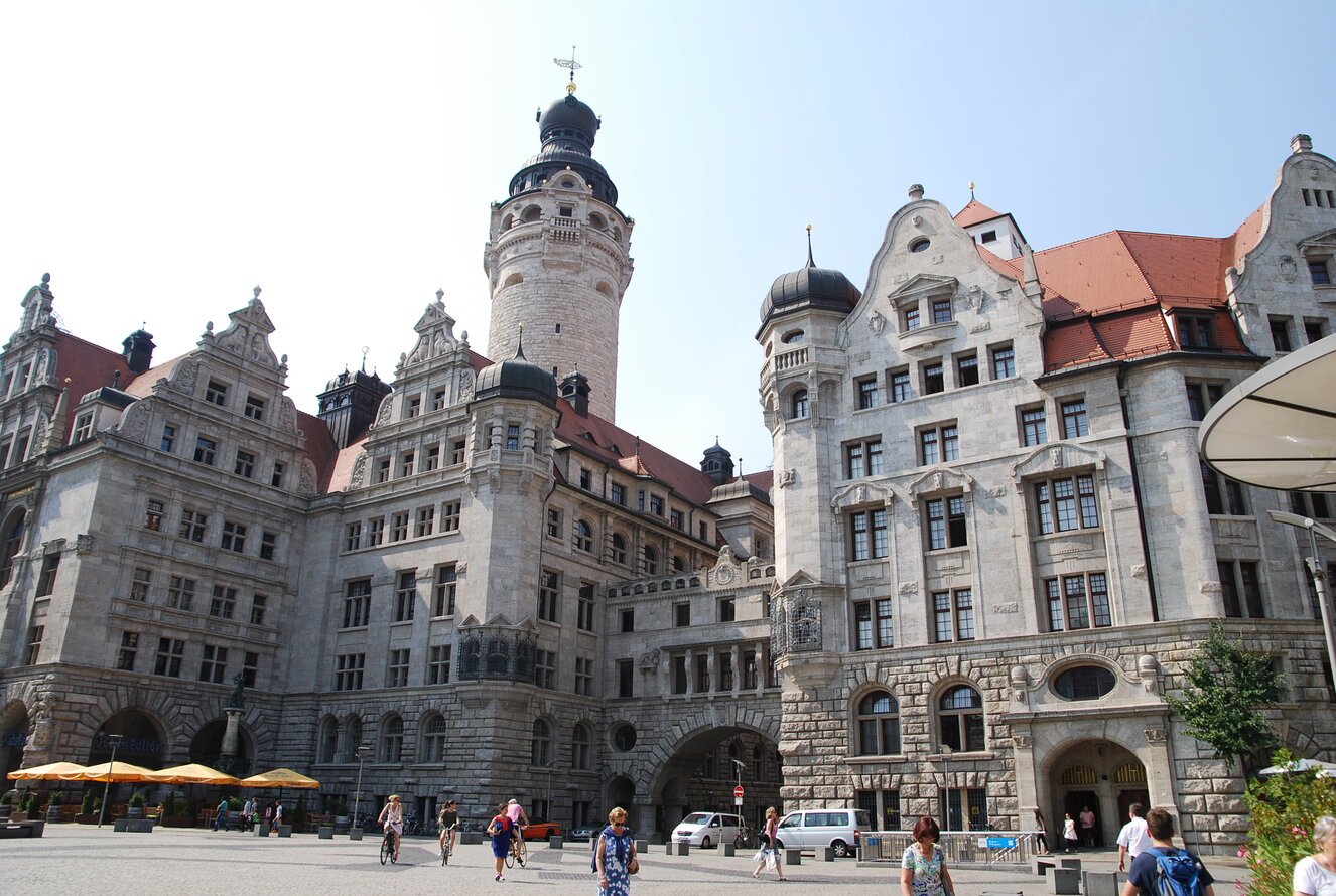 Außenansicht vom Neuen Rathaus Leipzig – 